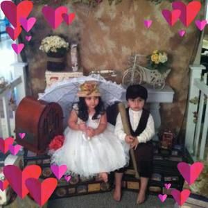 Meet your Posher, Horia